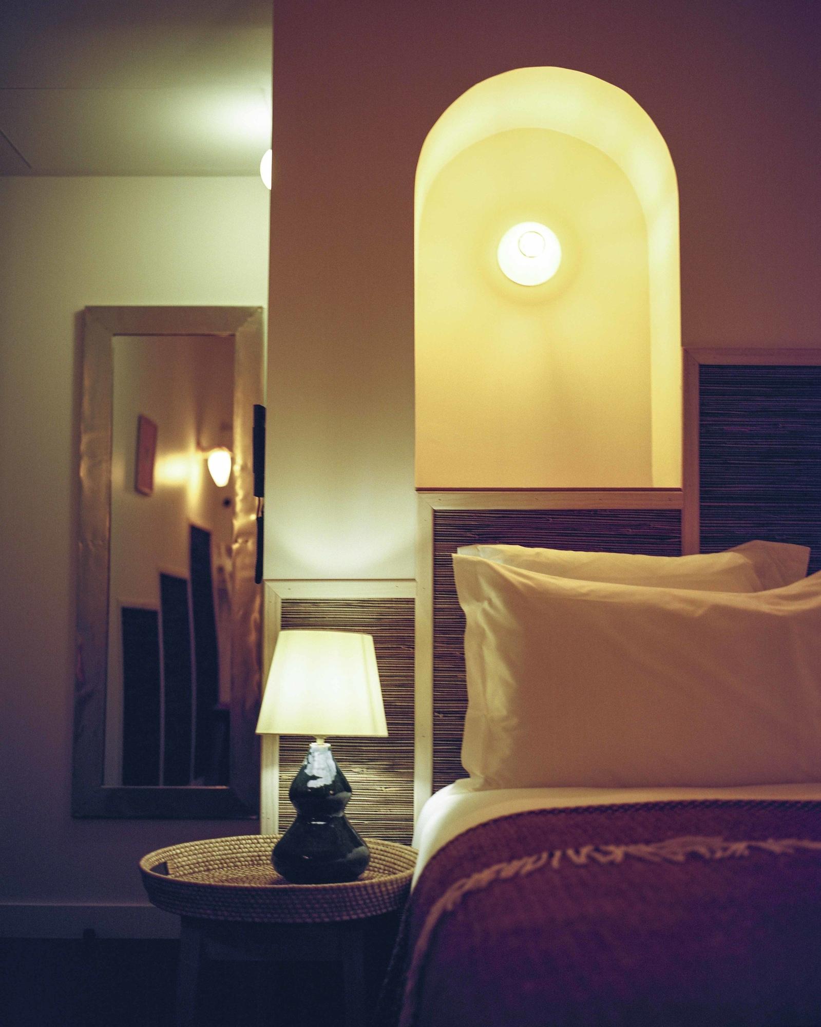 Hotel Habituel Paris Bagian luar foto