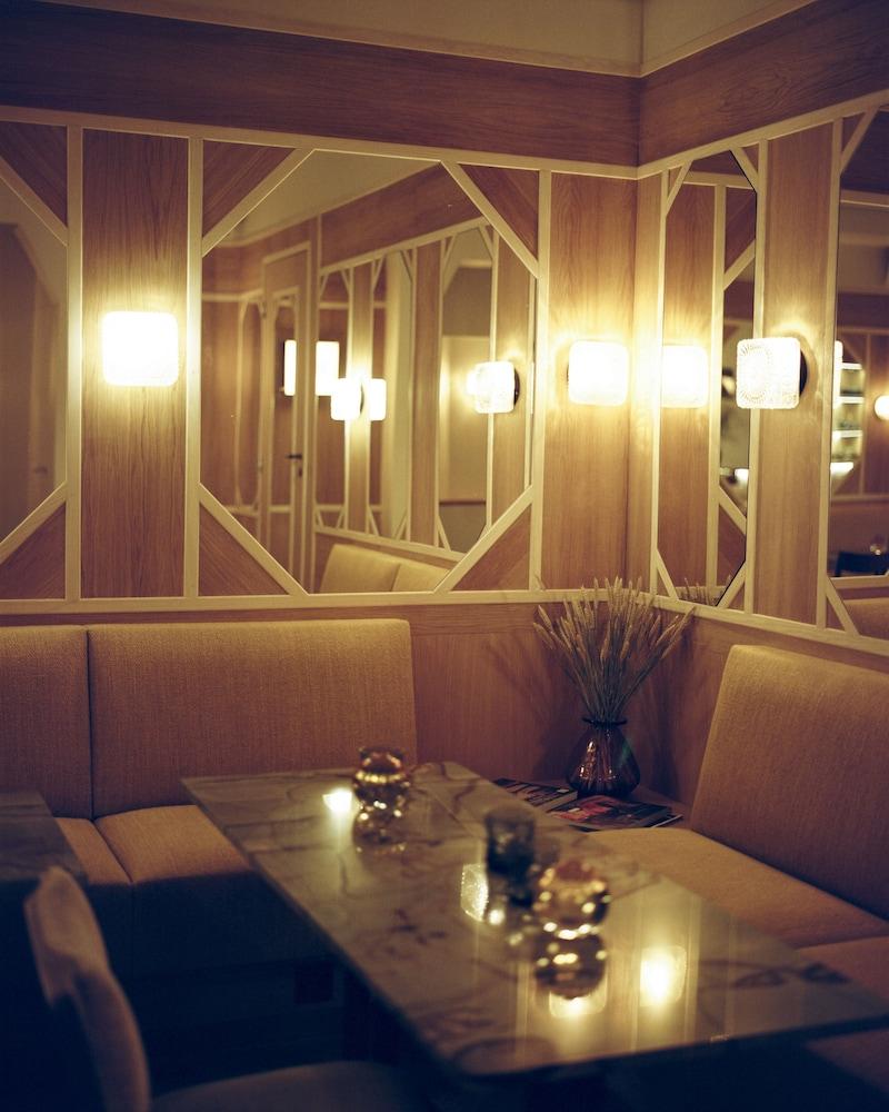Hotel Habituel Paris Bagian luar foto