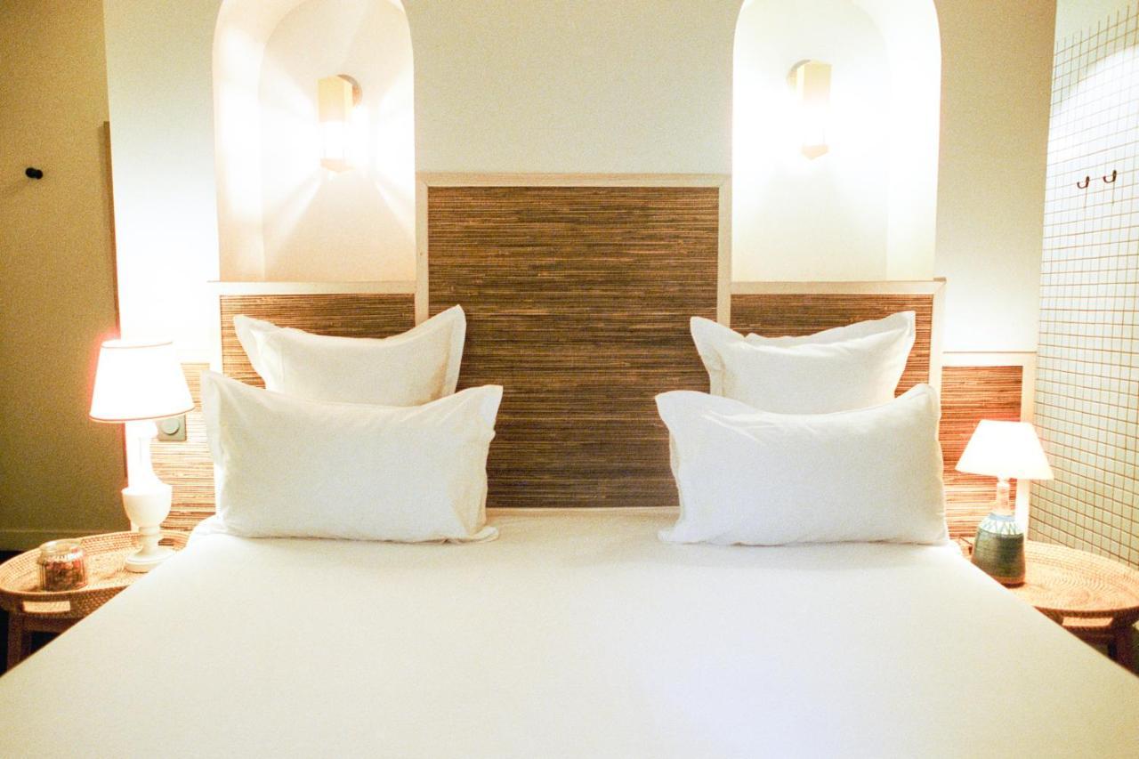 Hotel Habituel Paris Bagian luar foto