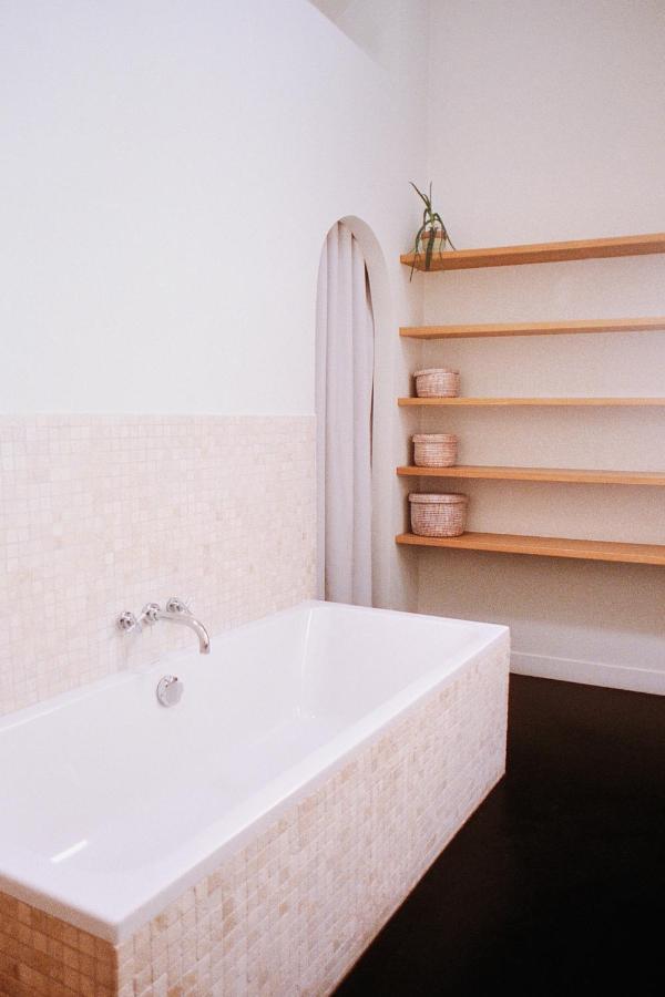 Hotel Habituel Paris Bagian luar foto